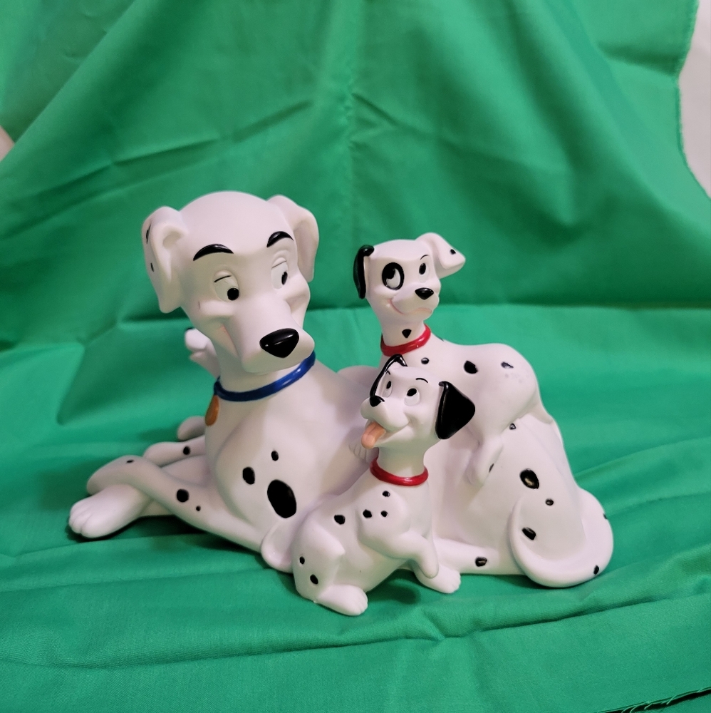Vtg Disney 101 PVC Coin Bank - Picture 1 of 4
